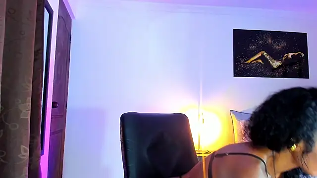 KimberlyBanks2 online show from 24, 2, 2025