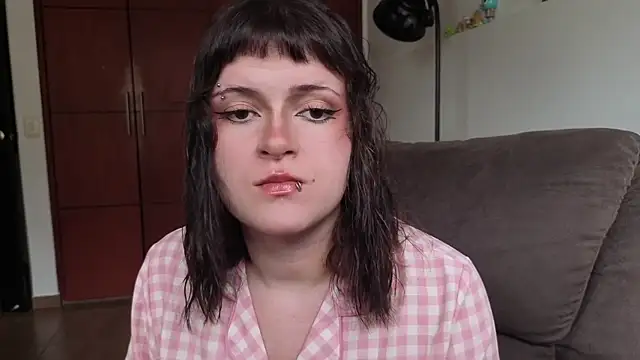 Snapshot of NEXT_DOOR_GIRL_ chatting on 9, 7, 2026 NEXT DOOR GIRL online show from 9, 7, 2026