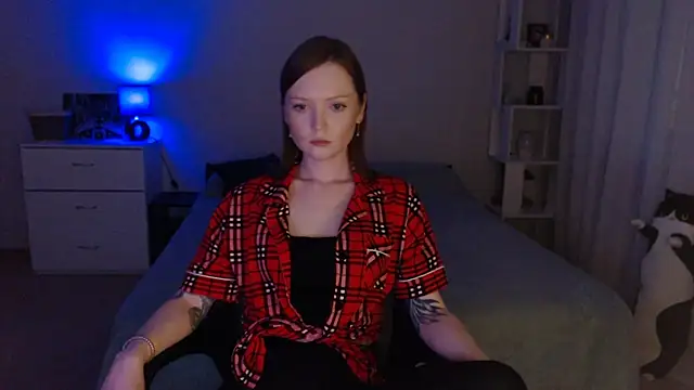 Snapshot of Allaria chatting on 2, 7, 2026 Allaria online show from 2, 7, 2026