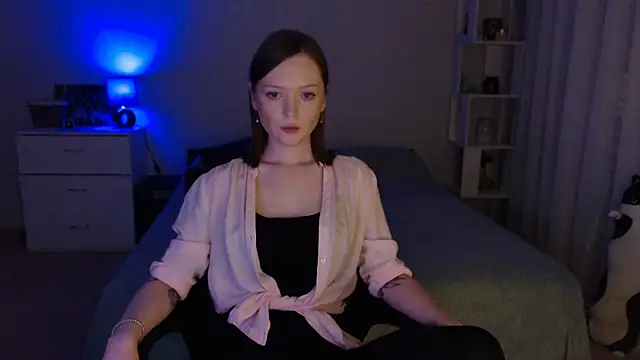 Snapshot of Allaria chatting on 5, 7, 2026 Allaria online show from 5, 7, 2026