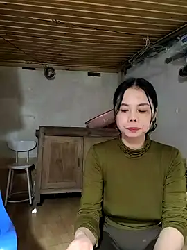Snapshot of Tinease chatting on 2, 3, 2025 Tinease online show from 2, 3, 2025