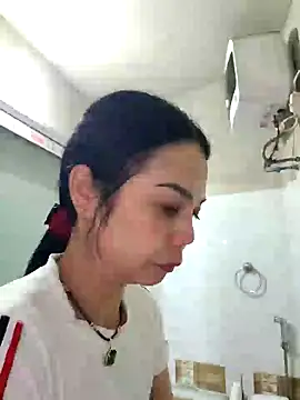 Snapshot of Tinease chatting on 9, 3, 2025 Tinease online show from 9, 3, 2025