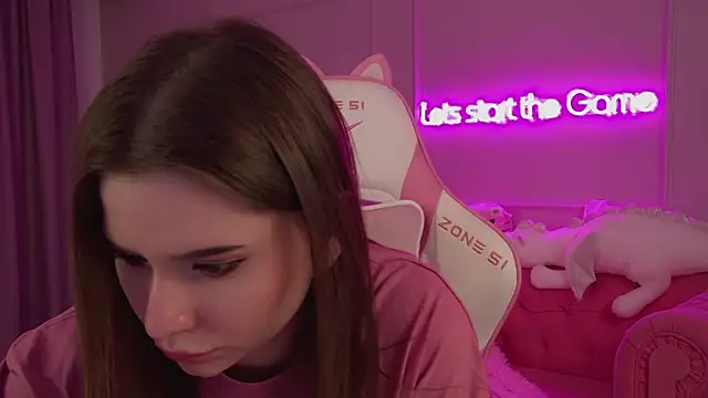 DianaVert online show from 4, 3, 2025