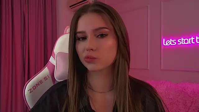 Snapshot of DianaVert chatting on 8, 2, 2026 DianaVert online show from 8, 2, 2026