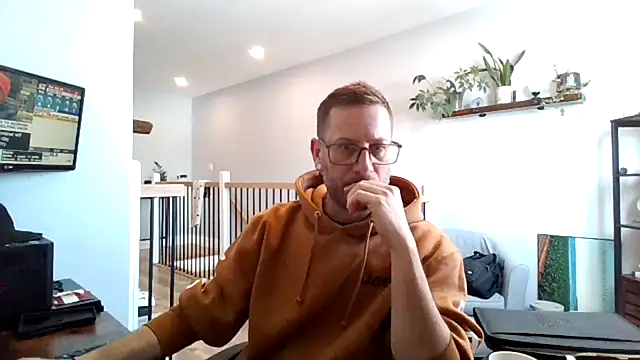 Bigdicktrav902 online show from 25, 2, 2025