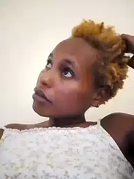 Snapshot of Candykitten chatting on 14, 2, 2025 Candykitten online show from 14, 2, 2025