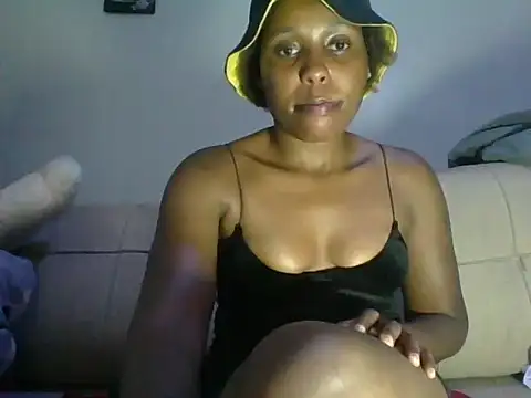 Candykitten online show from 15, 4, 2026