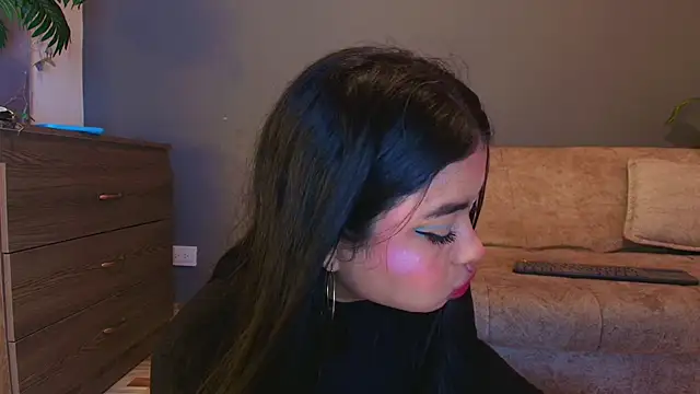 Snapshot of jade_brunnette chatting on 28, 5, 2026 jade brunnette online show from 28, 5, 2026