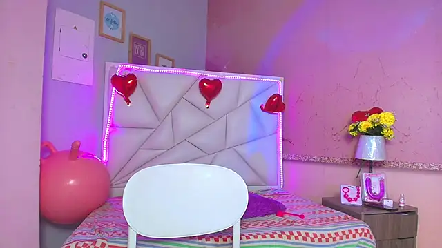 Snapshot of ariadna_dawson7 chatting on 6, 3, 2025 ariadna dawson7 online show from 6, 3, 2025