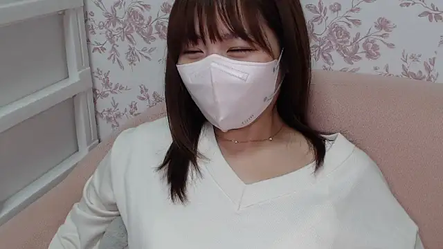 Snapshot of mei_hosina chatting on 12, 9, 2025 mei hosina online show from 12, 9, 2025