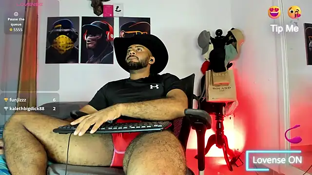 Snapshot of Hardboy_latin chatting on 24, 4, 2026 Hardboy latin online show from 24, 4, 2026