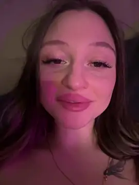 Kimsweet7 online show from 15, 2, 2025