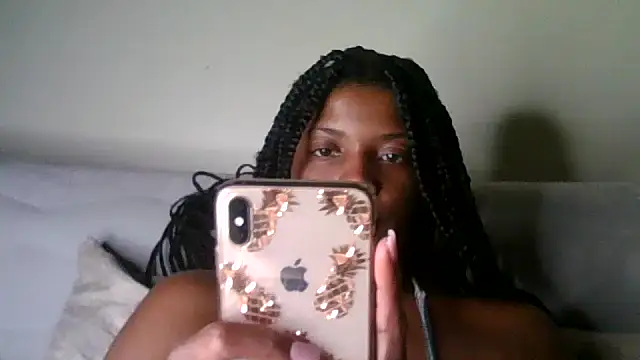 Snapshot of CaramelGoddessxoxo chatting on 3, 6, 2026 CaramelGoddessxoxo online show from 3, 6, 2026