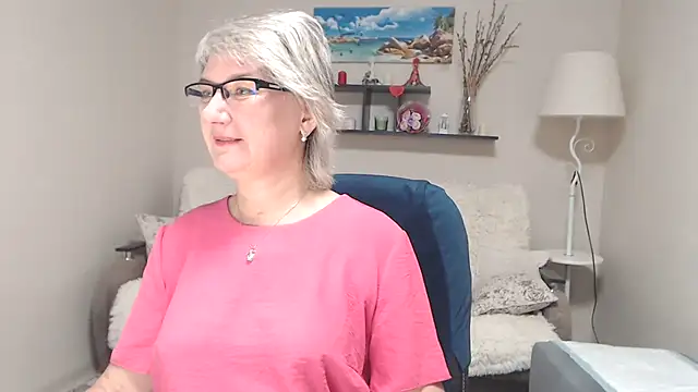 FleurMays online show from 23, 10, 2025