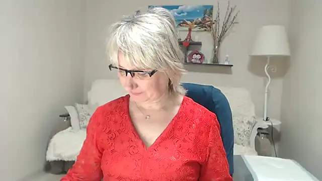 Snapshot of FleurMays chatting on 15, 2, 2026 FleurMays online show from 15, 2, 2026