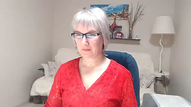 Snapshot of FleurMays chatting on 18, 2, 2026 FleurMays online show from 18, 2, 2026