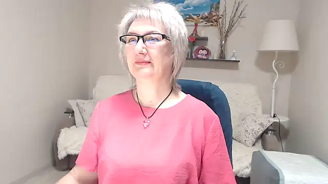 Snapshot of FleurMays chatting on 20, 2, 2026 FleurMays online show from 20, 2, 2026