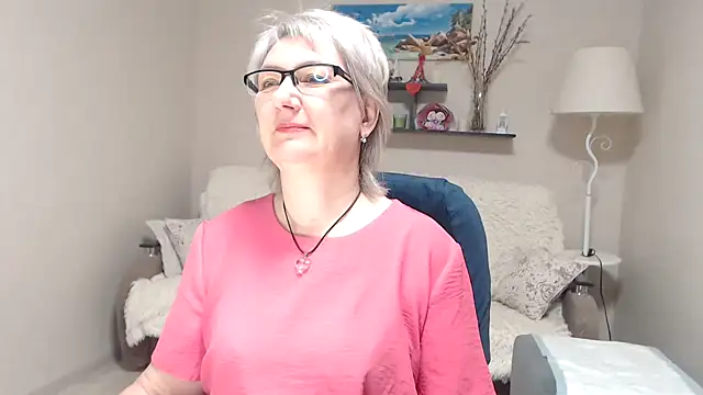 Snapshot of FleurMays chatting on 21, 2, 2026 FleurMays online show from 21, 2, 2026