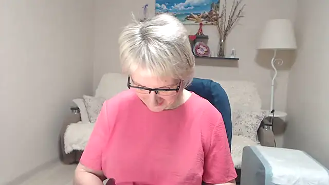 Snapshot of FleurMays chatting on 26, 2, 2026 FleurMays online show from 26, 2, 2026