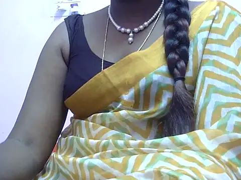 Snapshot of Hot_akshara chatting on 27, 11, 2025 Hot akshara online show from 27, 11, 2025