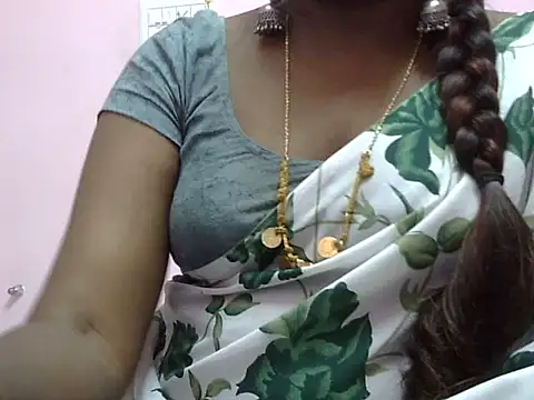 Snapshot of Hot_akshara chatting on 15, 12, 2025 Hot akshara online show from 15, 12, 2025