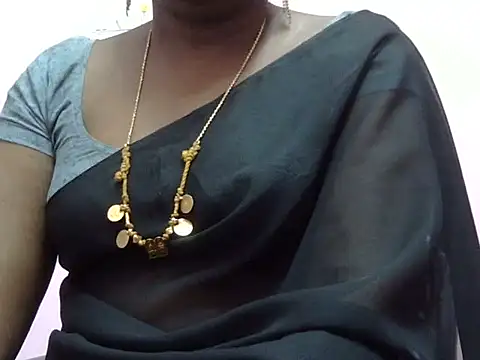 Snapshot of Hot_akshara chatting on 19, 12, 2025 Hot akshara online show from 19, 12, 2025