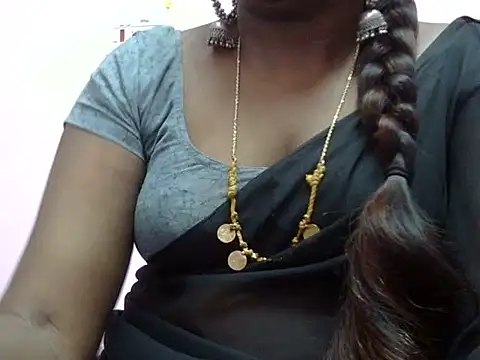 Snapshot of Hot_akshara chatting on 20, 12, 2025 Hot akshara online show from 20, 12, 2025