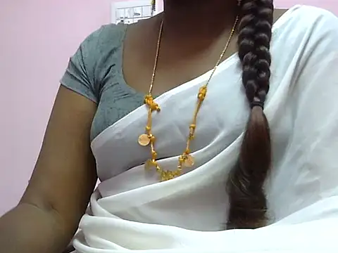 Snapshot of Hot_akshara chatting on 11, 1, 2026 Hot akshara online show from 11, 1, 2026