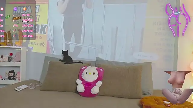 Snapshot of Chinhh9-9 chatting on 11, 9, 2025 Chinhh9-9 online show from 11, 9, 2025