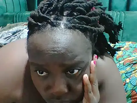 Snapshot of Hotwife8 chatting on 25, 4, 2026 Hotwife8 online show from 25, 4, 2026