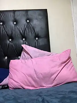 Snapshot of SexyAngeliqua chatting on 19, 2, 2025 SexyAngeliqua online show from 19, 2, 2025
