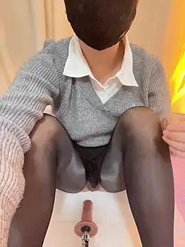 Snapshot of Nicole77-baby chatting on 18, 12, 2025 Nicole77-baby online show from 18, 12, 2025