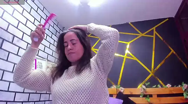 Snapshot of kathina_giraldo chatting on 6, 12, 2024 kathina giraldo online show from 6, 12, 2024