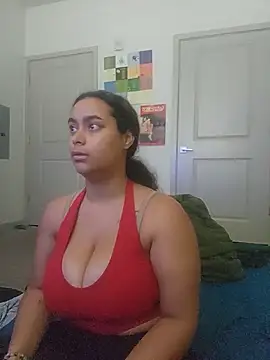 Snapshot of cinnaminnie chatting on 16, 7, 2026 cinnaminnie online show from 16, 7, 2026
