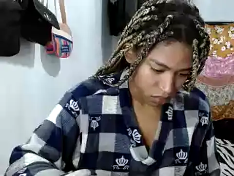 miriam775 online show from 19, 2, 2025