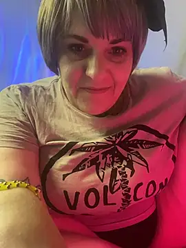 Hunniebunnie78 online show from 21, 6, 2026