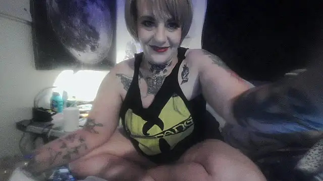 Hunniebunnie78 online show from 27, 6, 2026
