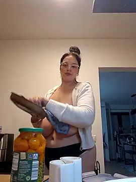 Jujuicy 97 online show from 14, 11, 2025