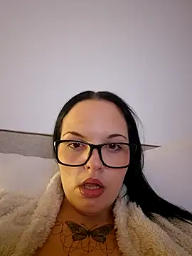 Jujuicy 97 online show from 28, 3, 2026