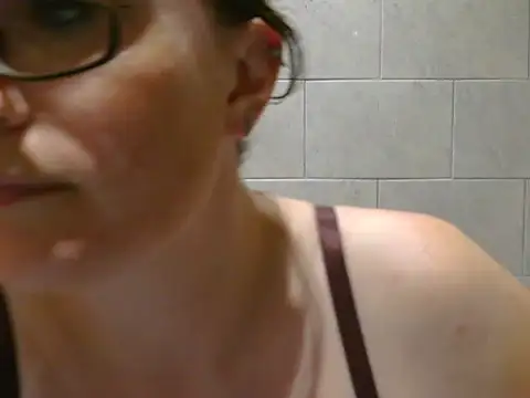 CrimsonMistress online show from 7, 2, 2025