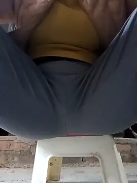 JasminePham online show from 12, 1, 2025