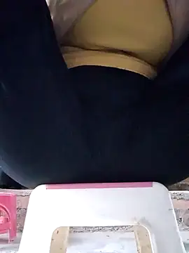 JasminePham online show from 20, 1, 2025