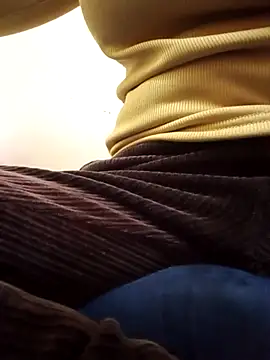 JasminePham online show from 6, 2, 2025