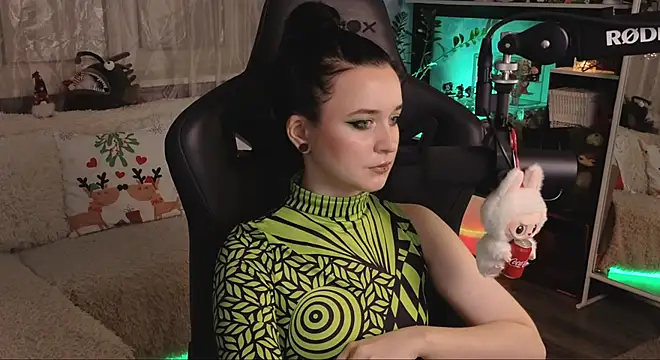 KiraLiLime online show from 5, 1, 2026