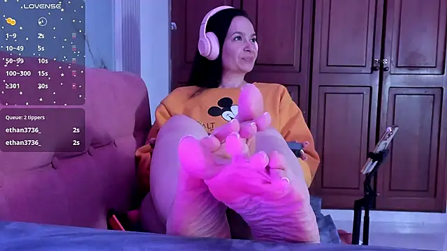 BridgetRodriguez online show from 16, 11, 2025