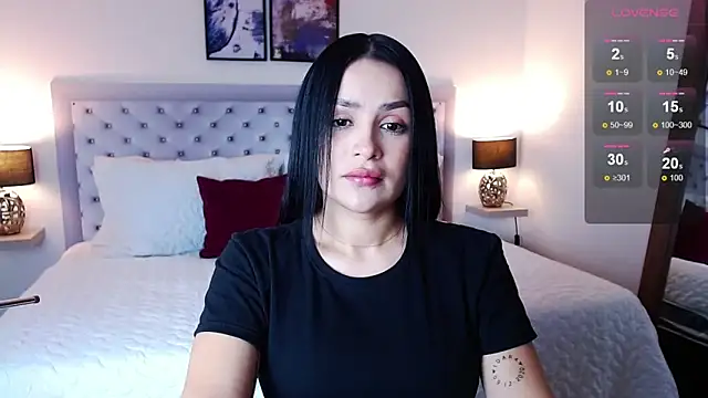 Snapshot of sarascottt chatting on 18, 3, 2025 sarascottt online show from 18, 3, 2025