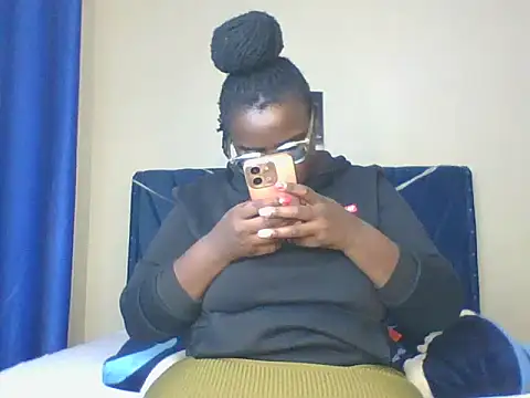 Snapshot of Montel_Montel_ chatting on 2, 2, 2025 Montel Montel online show from 2, 2, 2025
