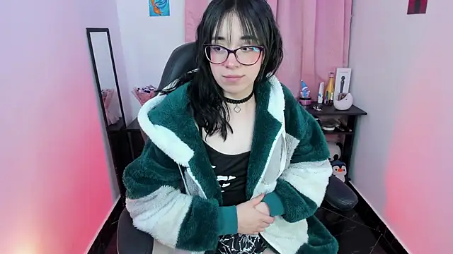 indra cam online show from 5, 3, 2025