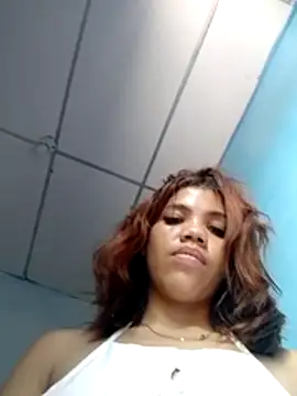 Snapshot of 1CANDYLOVE chatting on 15, 4, 2026 1CANDYLOVE online show from 15, 4, 2026