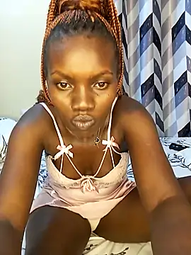 Snapshot of Slimthick900 chatting on 22, 2, 2025 Slimthick900 online show from 22, 2, 2025